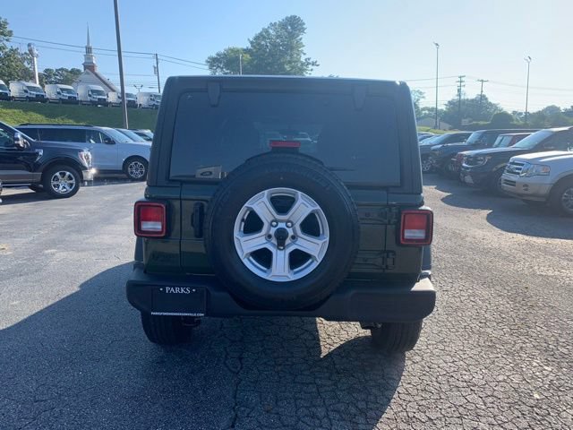 Used 2022 Jeep Wrangler Unlimited Sport AWD/4WD image 7