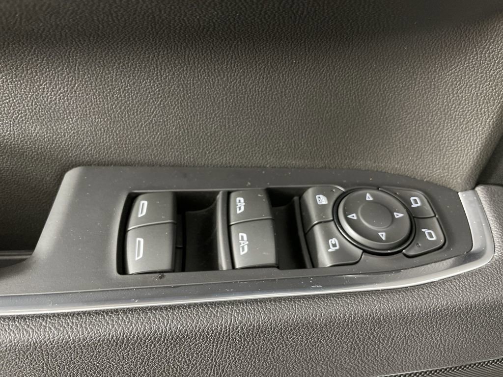 Used 2025 GMC Sierra 1500 SLT image 22