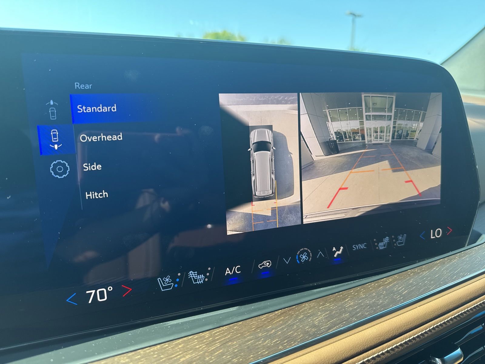 New 2025 Chevrolet Suburban High Country image 36