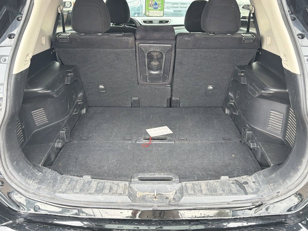Used 2014 Nissan Rogue SV AWD/4WD image 21
