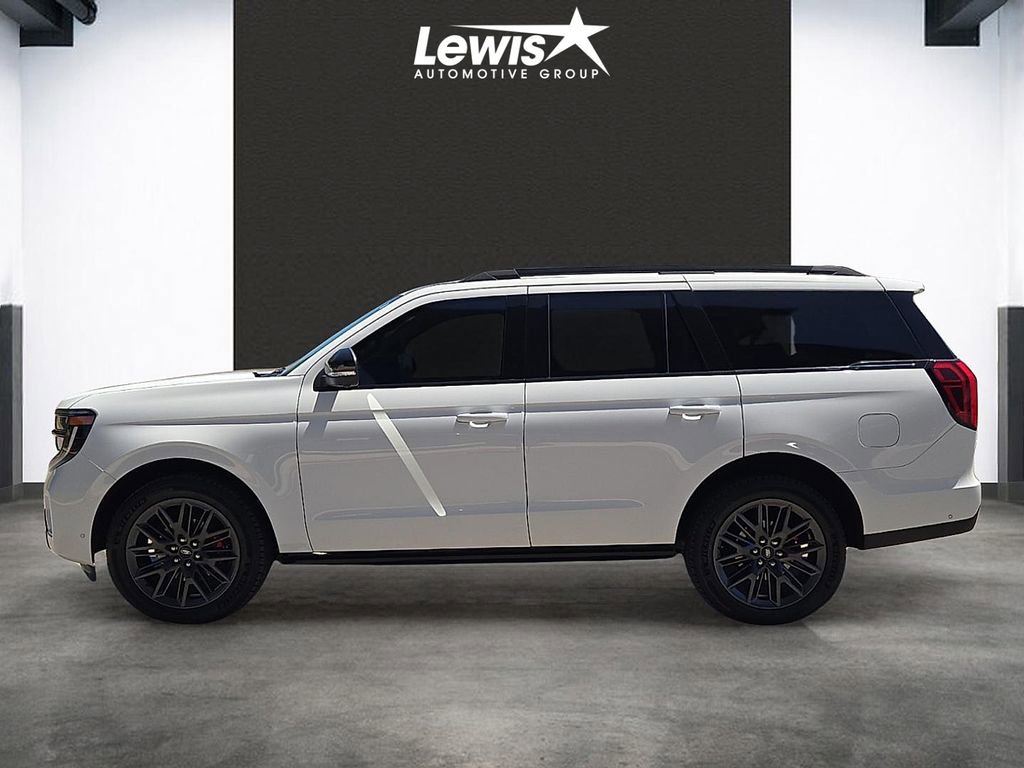 Used 2025 Ford Expedition Platinum w/ Stealth Performance Package AWD/4WD image 2
