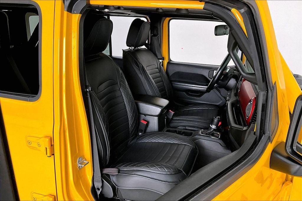 Used 2021 Jeep Wrangler Unlimited Rubicon AWD/4WD image 8