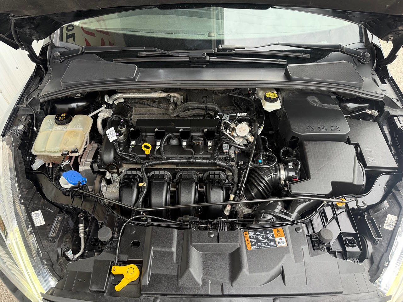 Used 2017 Ford Focus Titanium w/ Titanium Technology Package FWD image 26