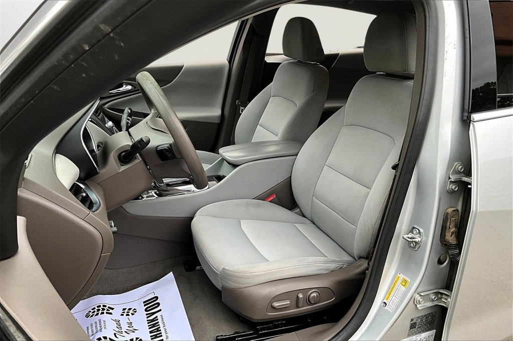 Used 2020 Chevrolet Malibu LT image 21