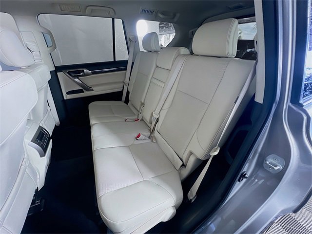 Used 2020 Lexus GX 460 Premium image 26