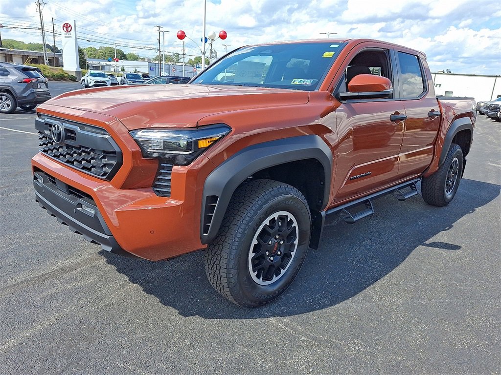 New 2025 Toyota Tacoma TRD Off-Road image 3