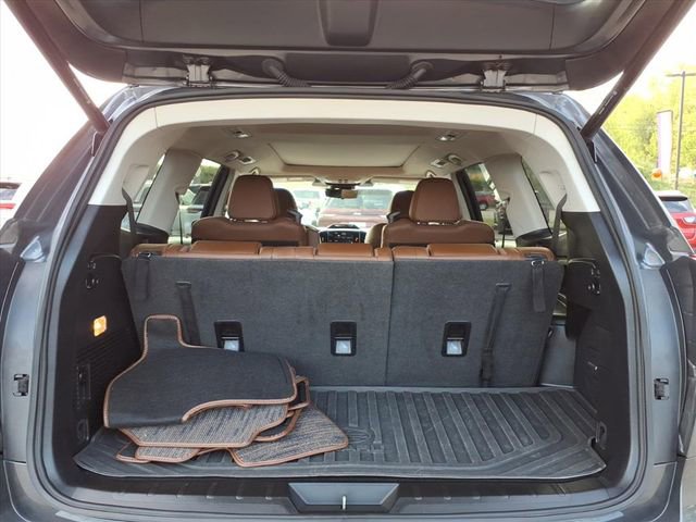 Used 2024 Subaru Ascent Touring w/ Popular Package #2 image 8