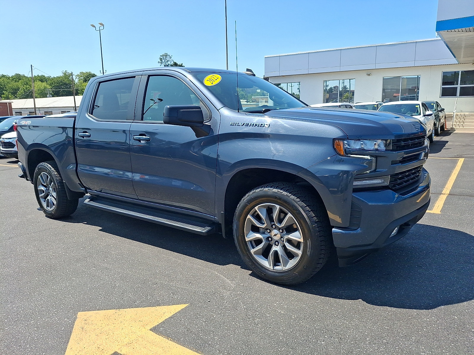 Used 2022 Chevrolet Silverado 1500 RST w/ Bed Protection Package AWD/4WD image 3