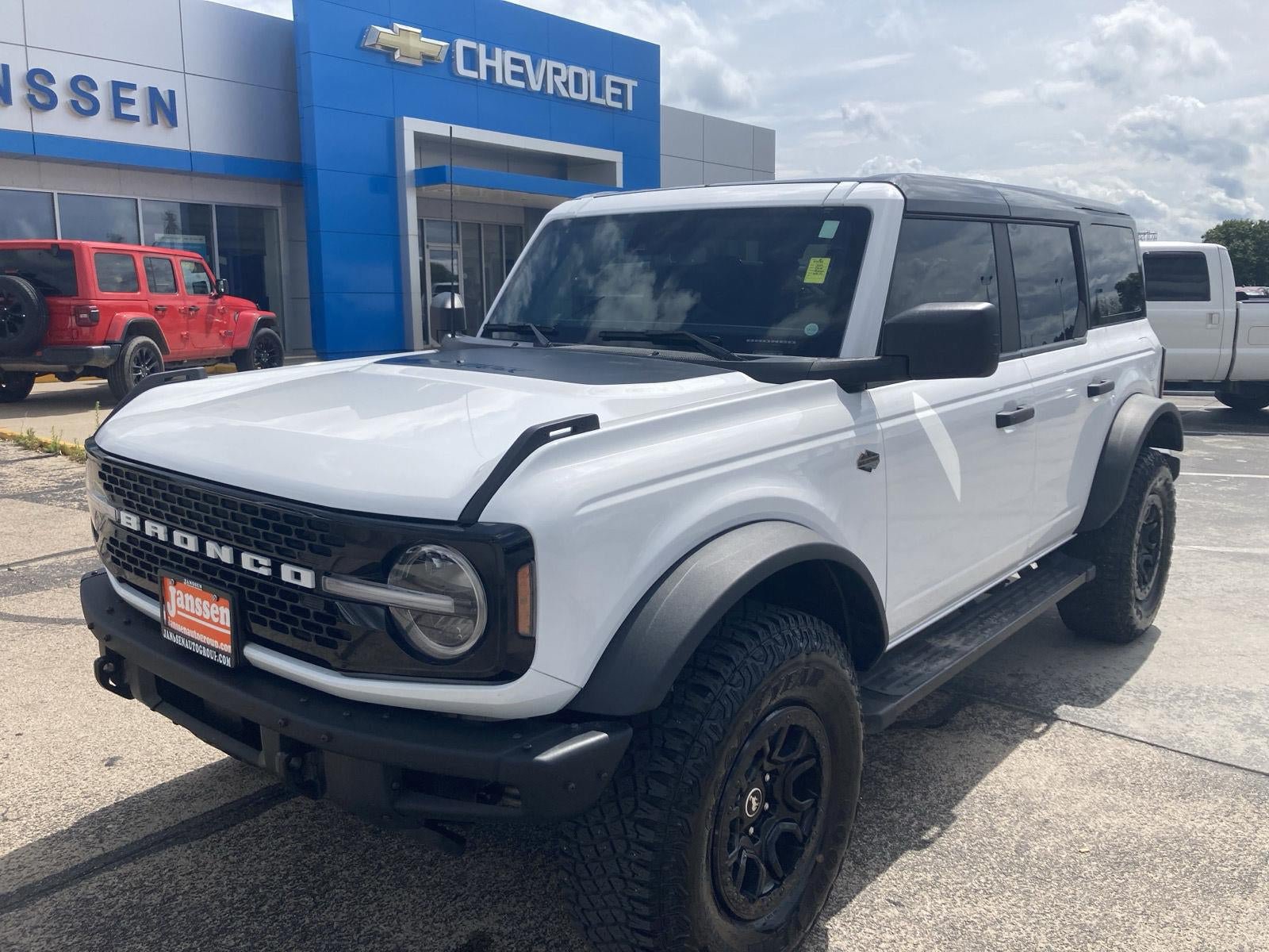 Used 2024 Ford Bronco Wildtrak AWD/4WD image 2