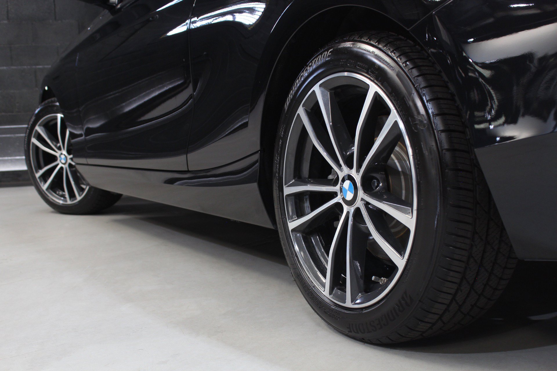 Used 2018 BMW 230i Convertible RWD image 23
