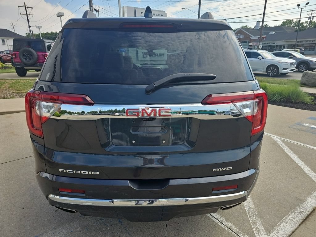 Used 2023 GMC Acadia Denali w/ Denali Ultimate Package AWD/4WD image 13