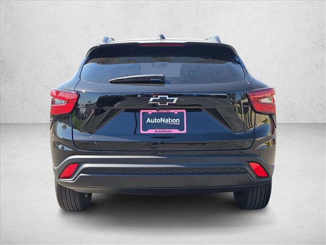 New 2026 Chevrolet Trax LT w/ Sunroof Package image 8