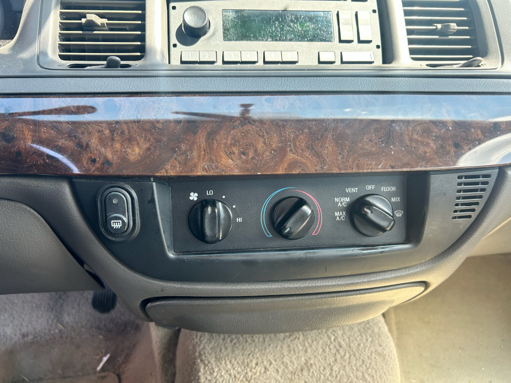 Used 2008 Mercury Grand Marquis GS RWD image 17