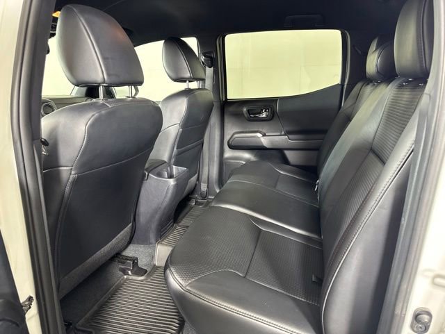 Used 2017 Toyota Tacoma TRD Pro AWD/4WD image 12