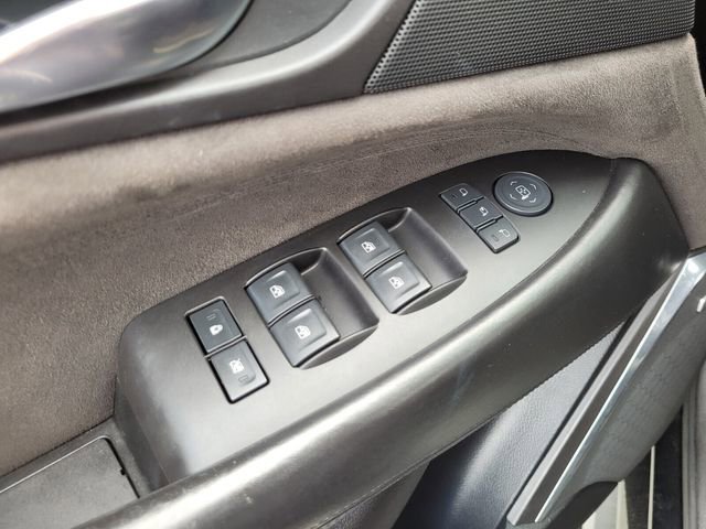 Used 2016 Cadillac Escalade Platinum image 26