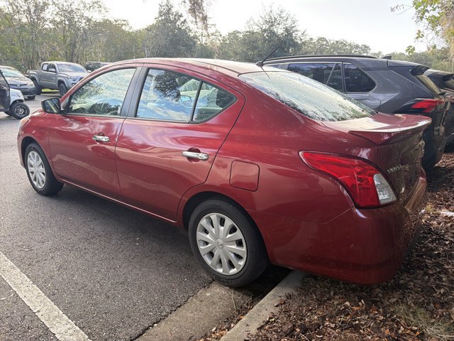 Used 2018 Nissan Versa SV FWD image 3