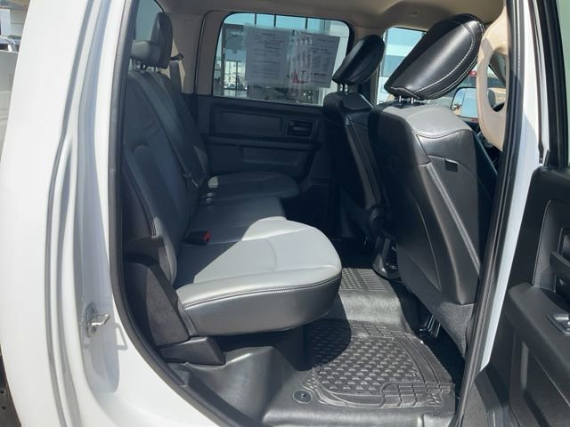 Used 2020 RAM 2500 Tradesman w/ Chrome Appearance Group RWD image 35