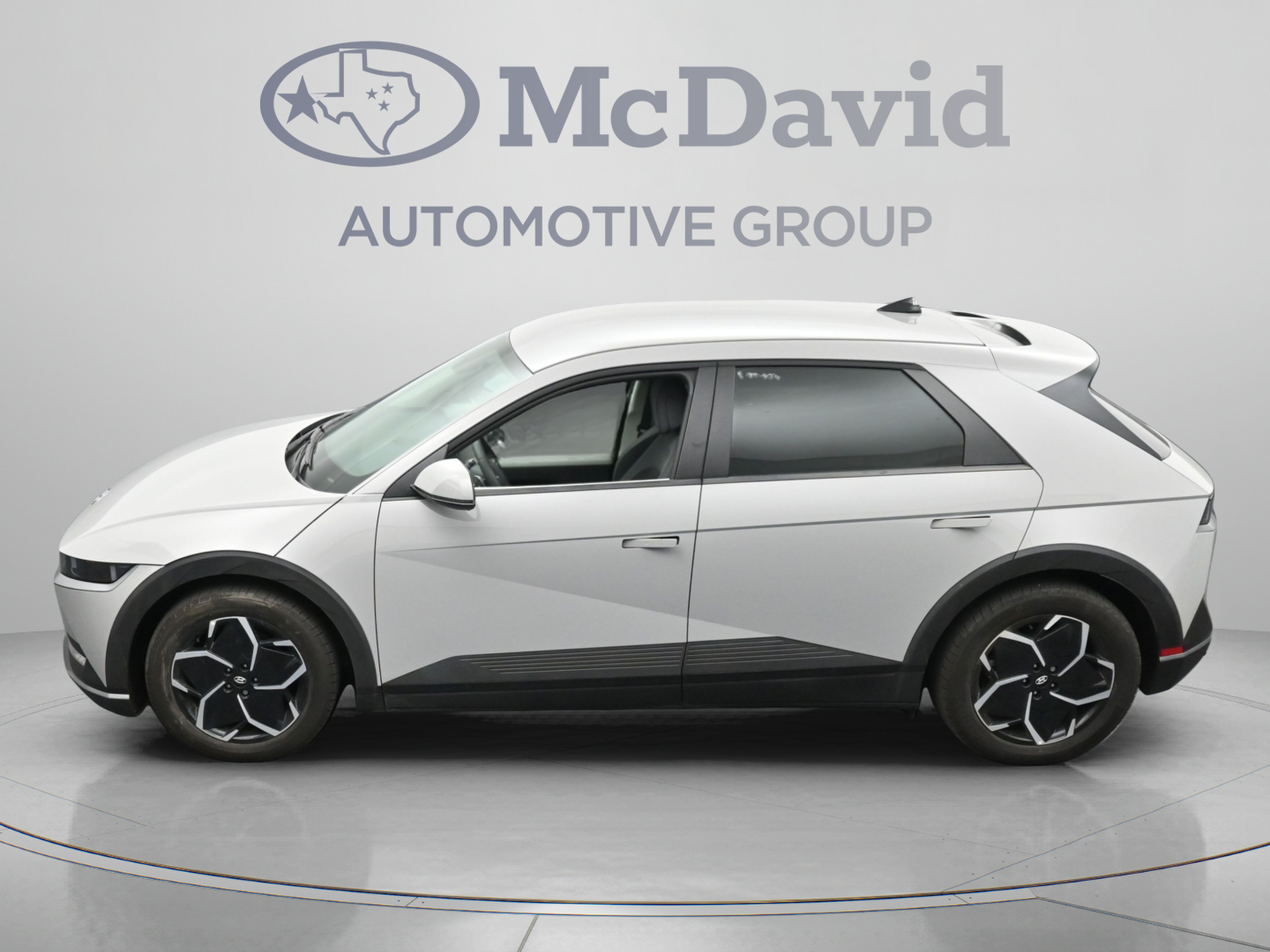 Used 2024 Hyundai Ioniq 5 SEL RWD image 35