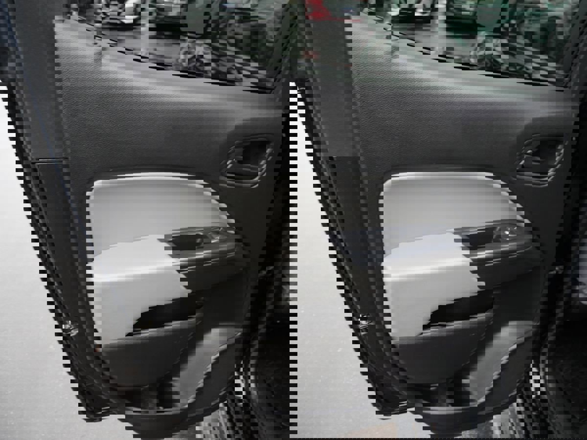 Used 2021 Chevrolet Colorado W/T w/ Custom Special Edition image 19