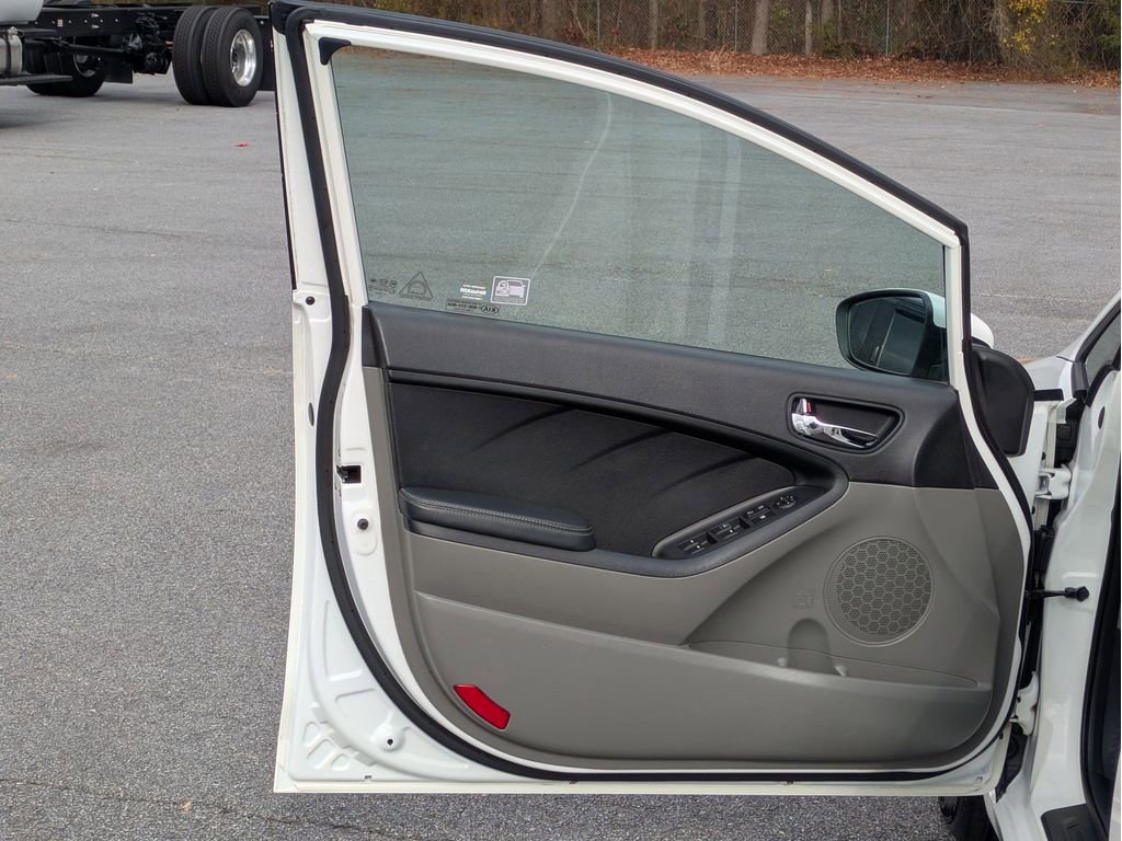 Used 2016 Kia Forte LX w/ LX Popular Package image 13