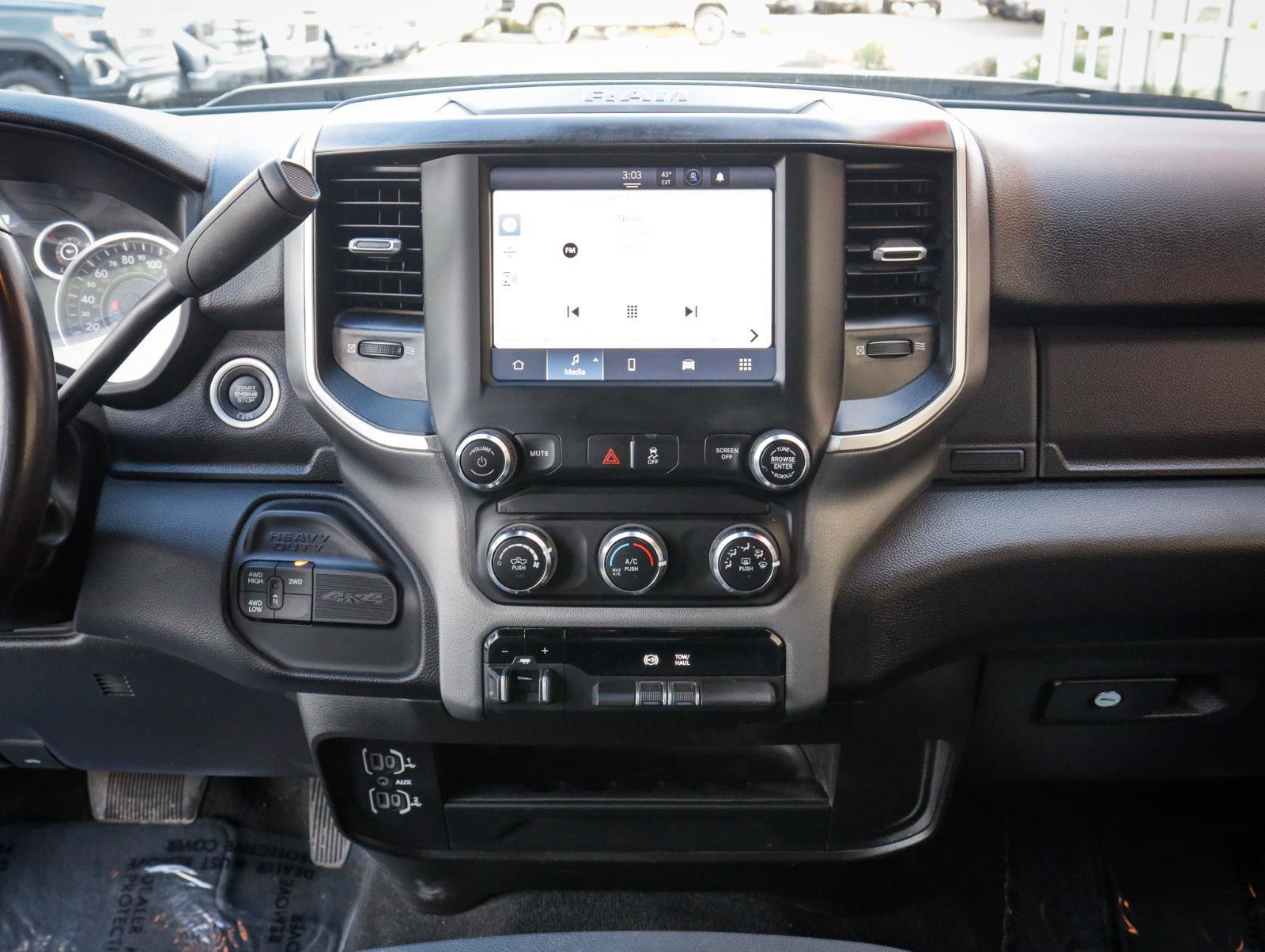 Used 2024 RAM 3500 Big Horn image 18