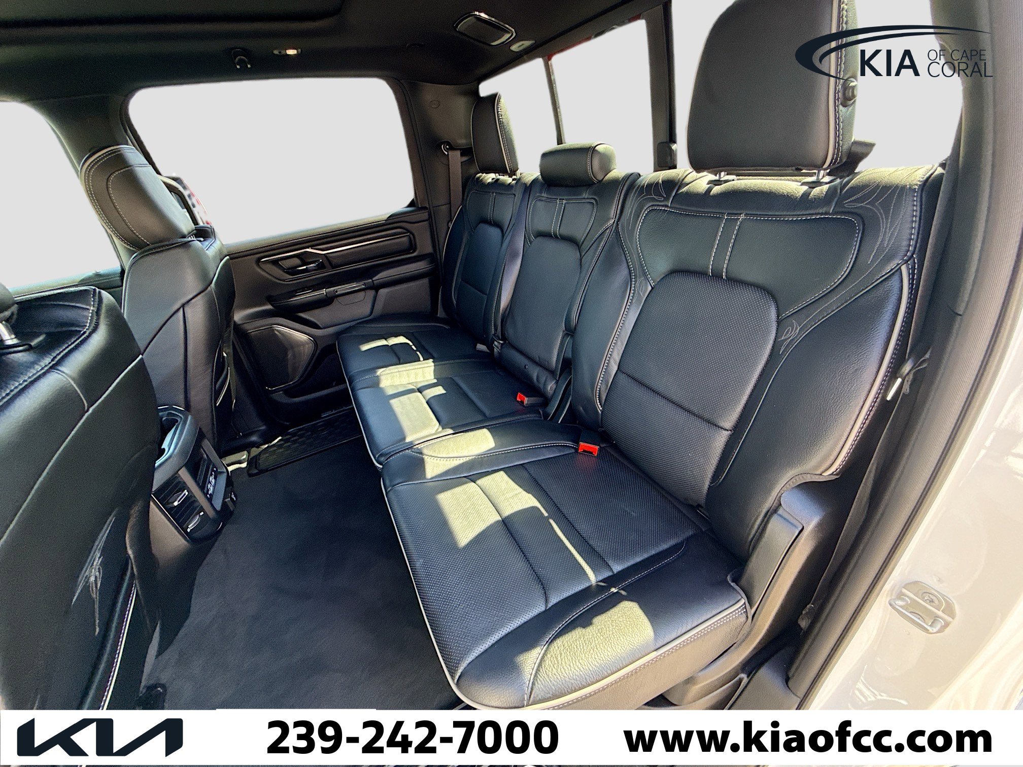 Used 2024 RAM 1500 Limited image 19