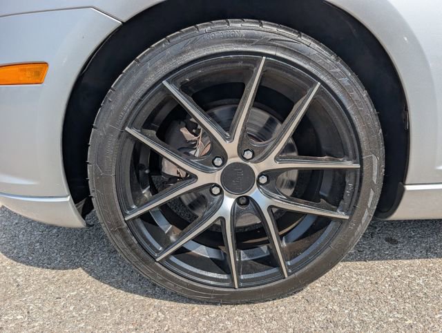 Used 2005 Chrysler Crossfire Limited RWD image 20