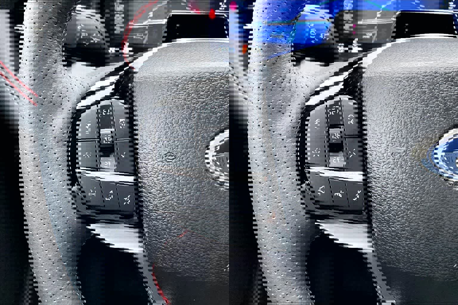 Used 2025 Ford Explorer ST-Line image 25