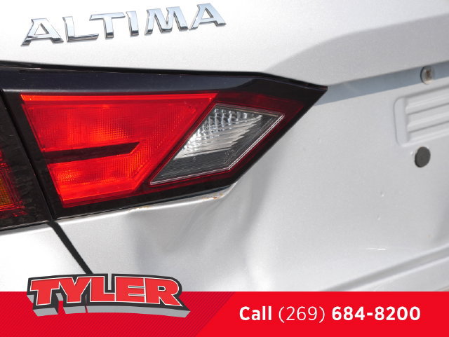 Used 2019 Nissan Altima 2.5 S FWD image 13