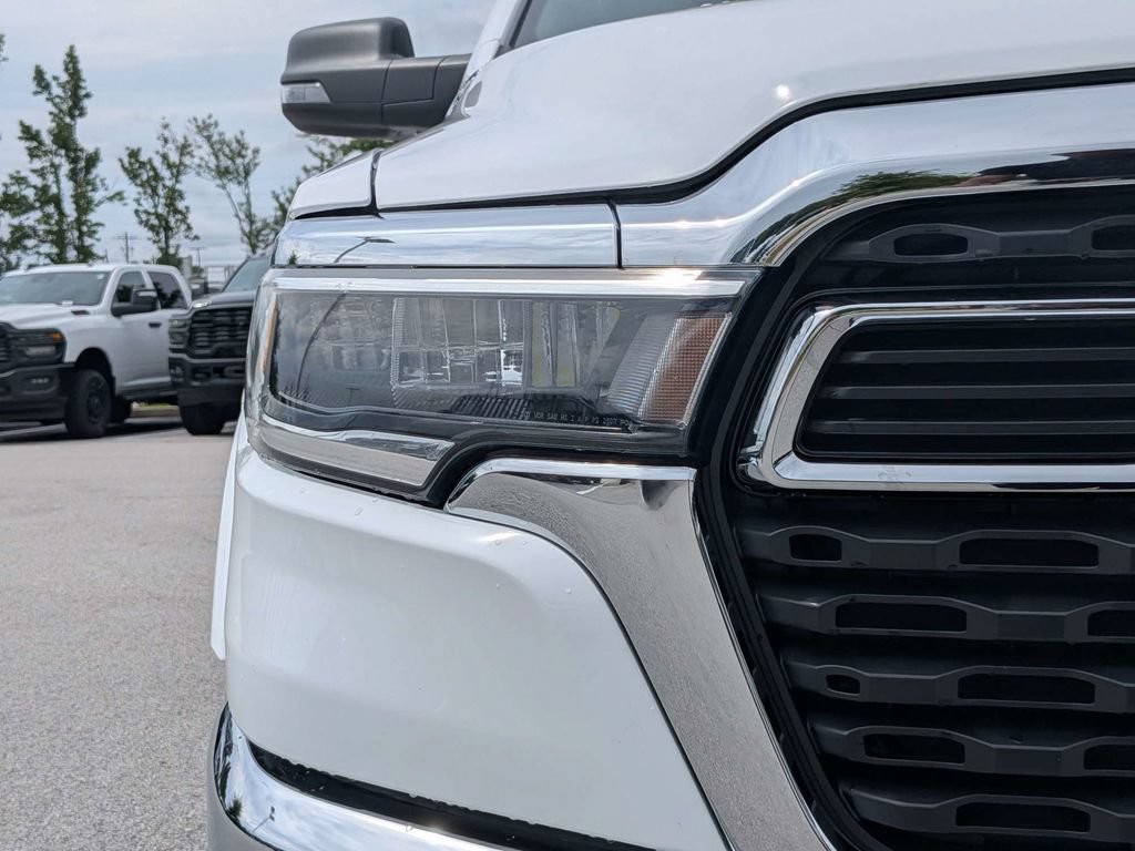 Used 2025 RAM 1500 Big Horn AWD/4WD image 9