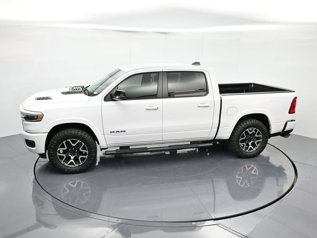 New 2025 RAM 1500 Laramie w/ Sport Appearance Package AWD/4WD image 34