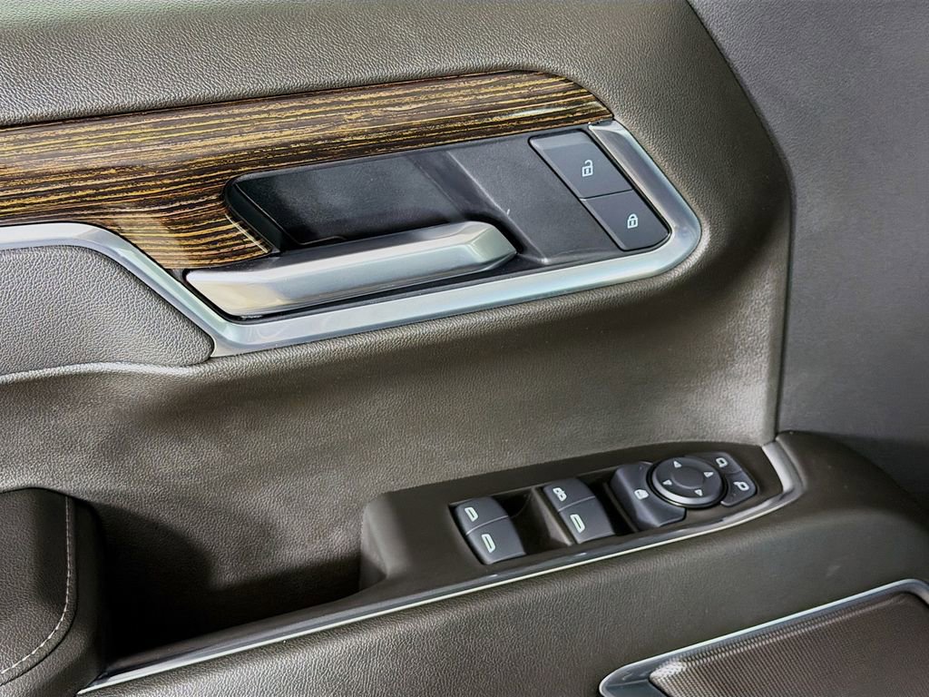 Used 2025 GMC Sierra 1500 Elevation AWD/4WD image 17