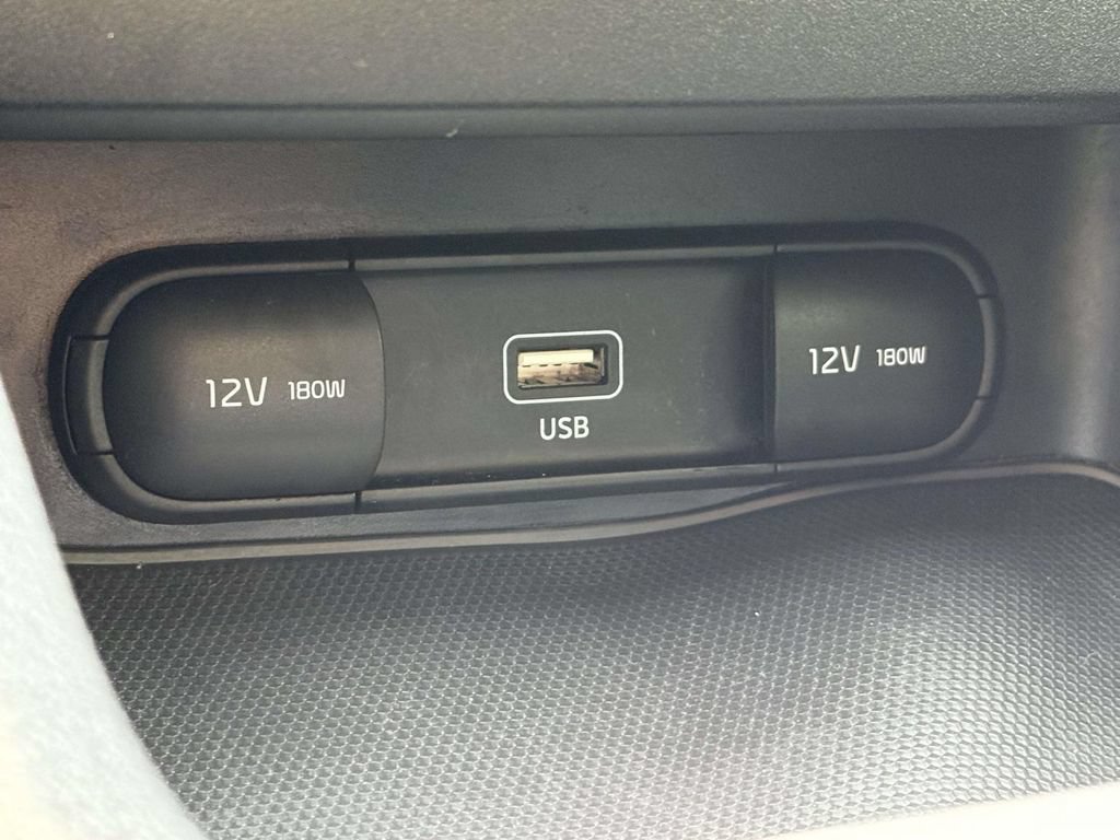 Used 2022 Kia Forte LXS FWD image 27
