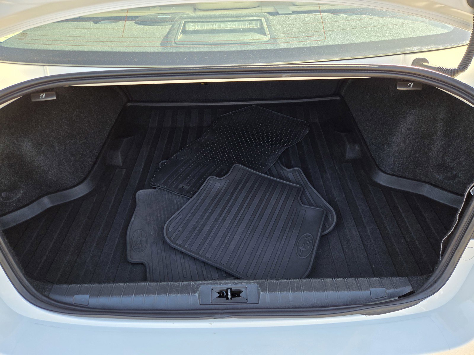 Used 2017 Subaru Legacy 2.5i Limited image 27