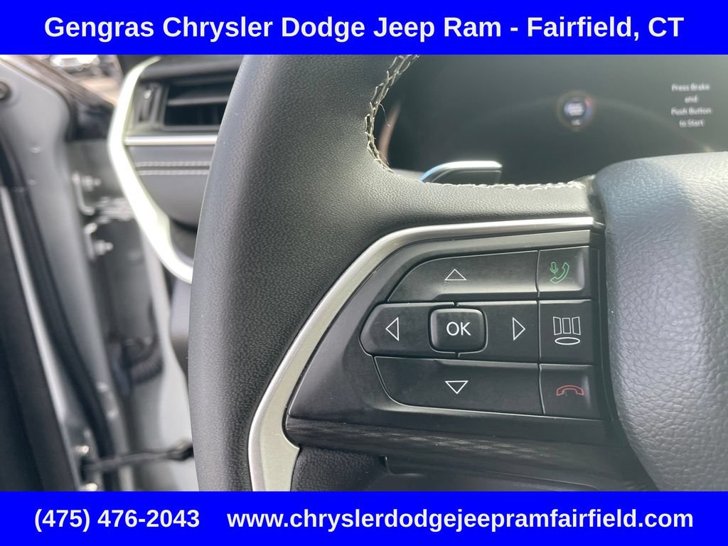 Used 2023 Jeep Grand Cherokee L Altitude AWD/4WD image 58