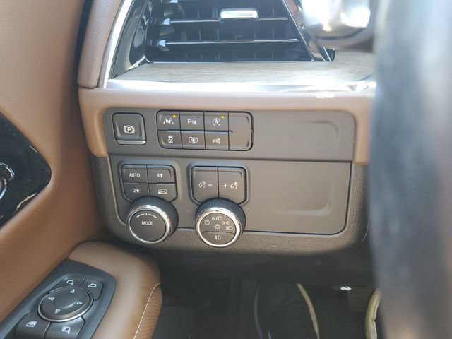 Used 2025 Chevrolet Tahoe High Country image 21