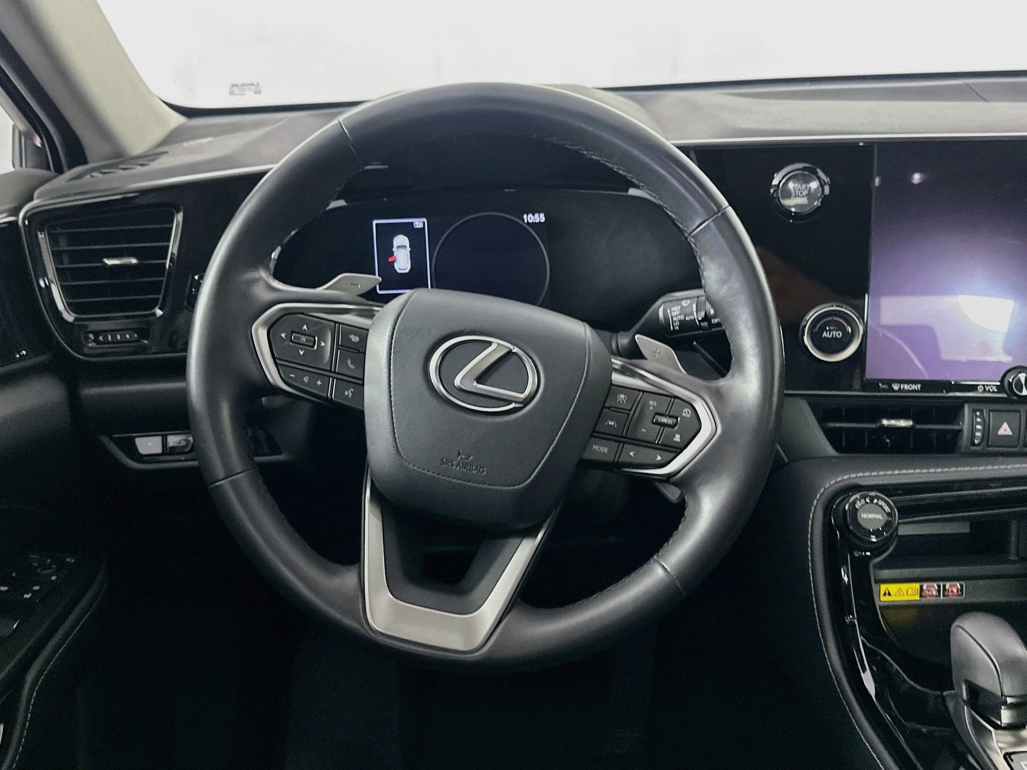 Used 2025 Lexus NX 250 FWD w/ Cold Area Package image 18