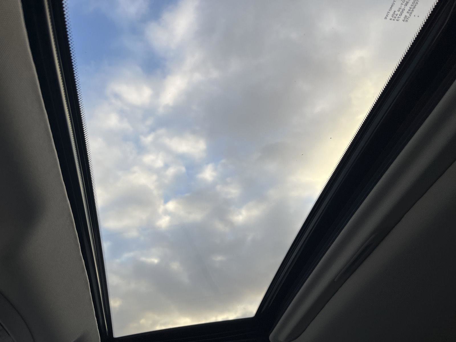 Used 2024 Nissan Armada Platinum w/ Captain's Chairs Package image 24