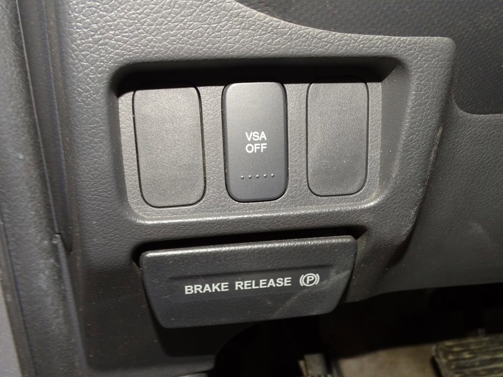 Used 2011 Honda Ridgeline RTS image 17