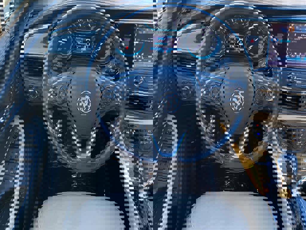 Used 2017 Buick Envision Essence image 7