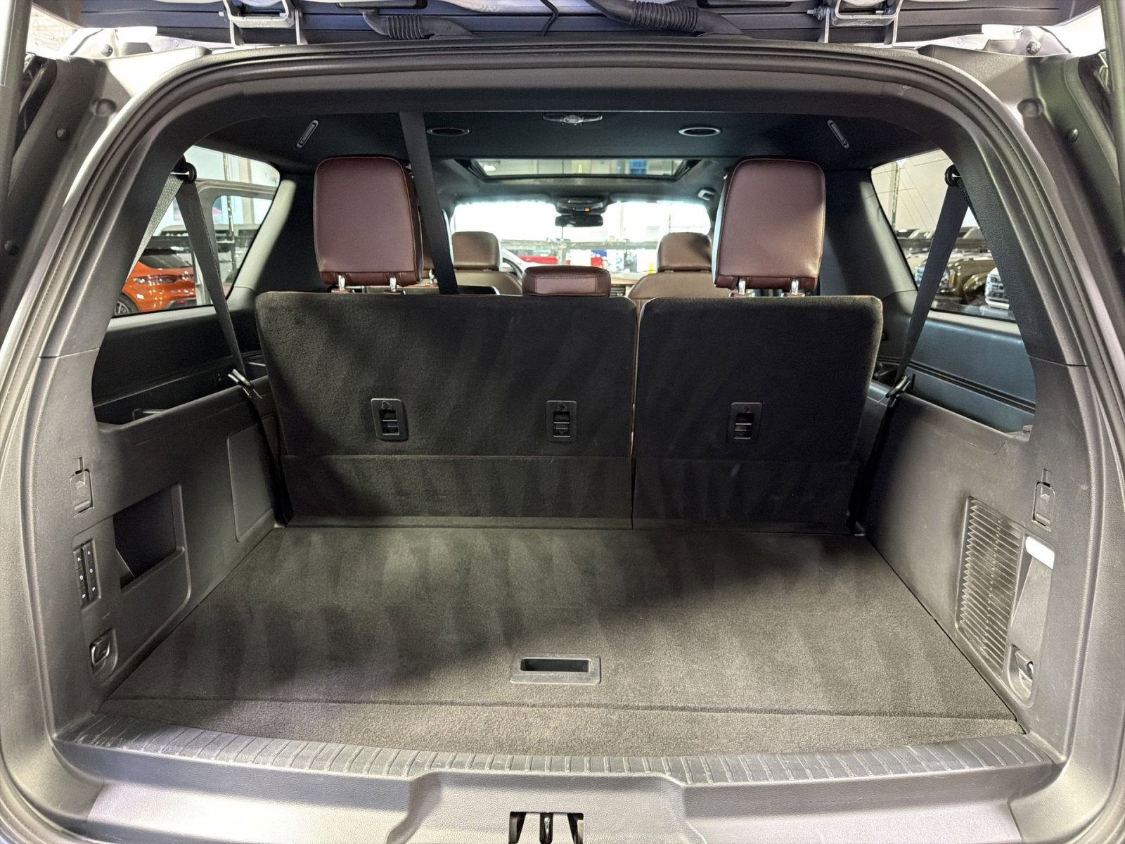 Used 2022 Ford Expedition Max Limited image 34