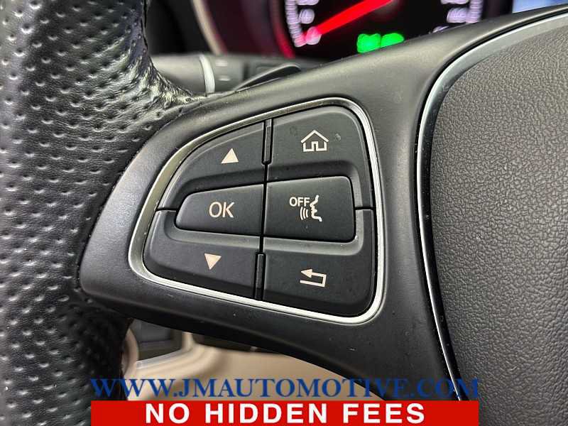 Used 2017 Mercedes-Benz C 300 4MATIC Sedan image 42