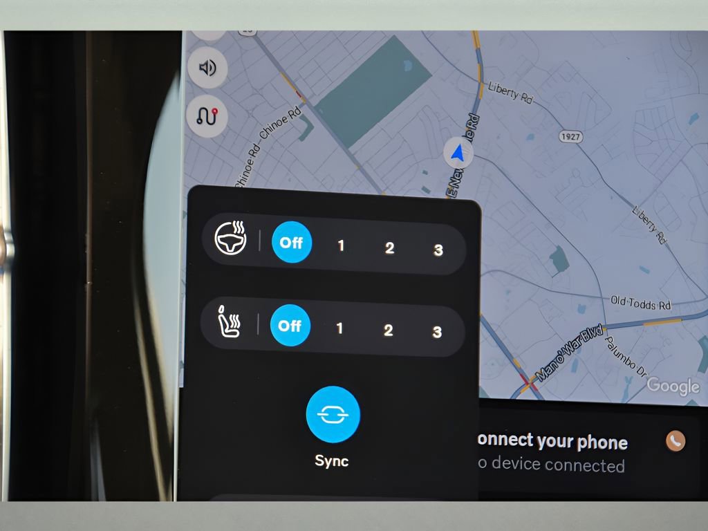 Certified 2026 Volvo XC40 B5 Plus w/ Protection Package Premier image 37