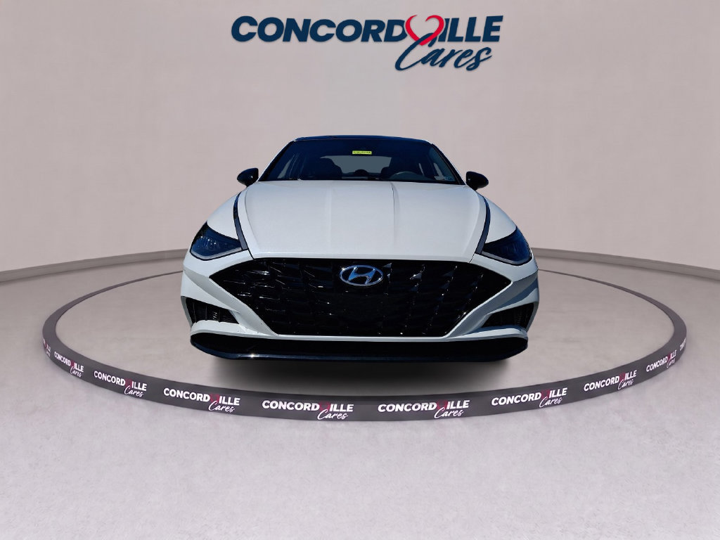 Used 2022 Hyundai Sonata SEL Plus FWD image 2