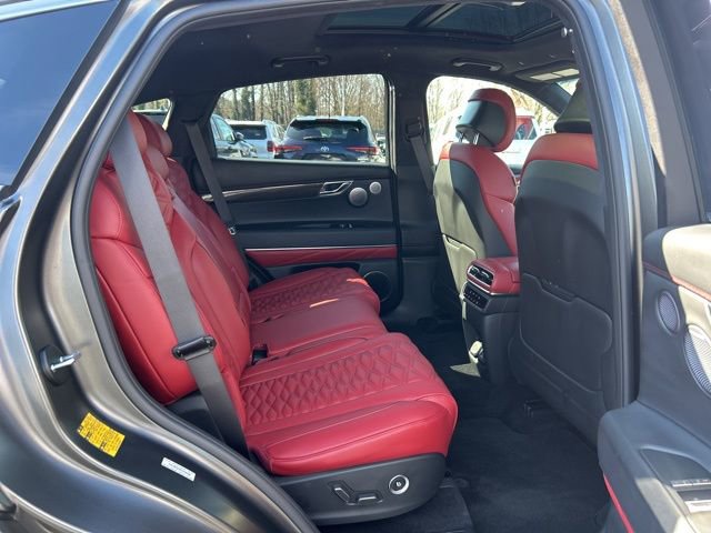 Used 2025 Genesis GV80 3.5T e-SC image 17