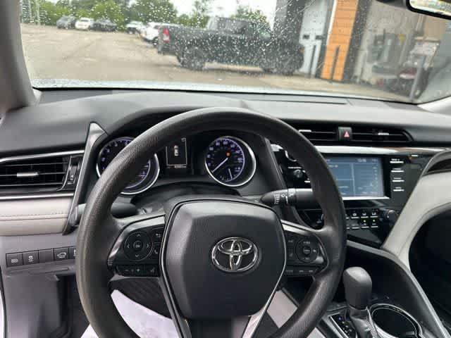 Used 2019 Toyota Camry LE FWD image 7