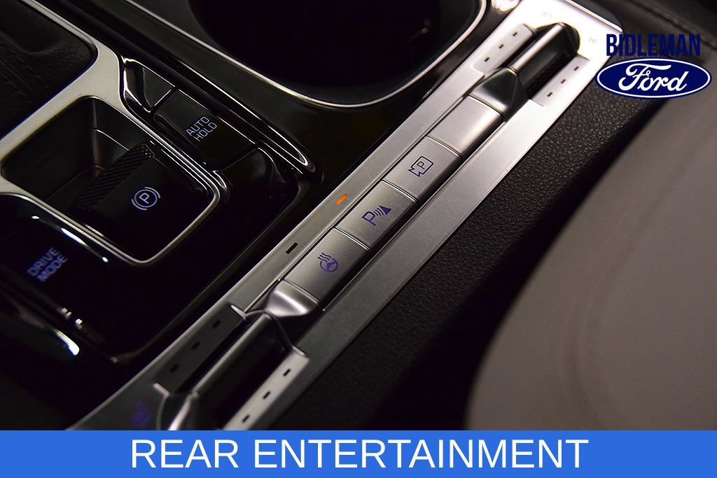 Used 2024 Kia Carnival SX Prestige FWD image 28