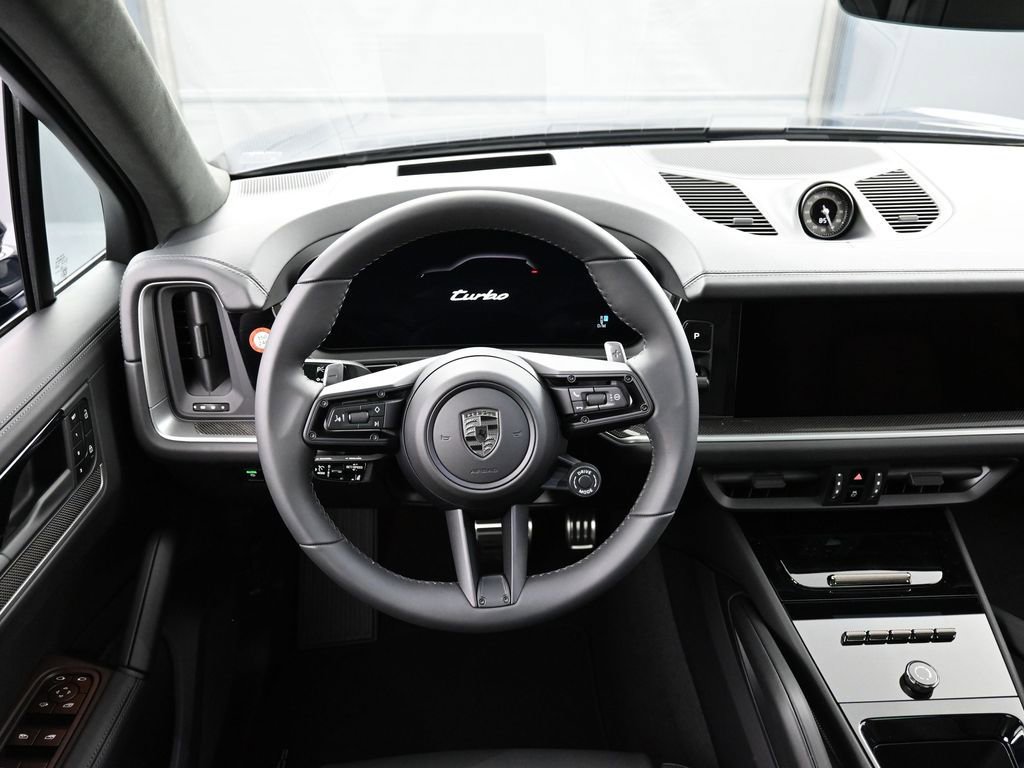 New 2025 Porsche Cayenne Turbo image 18