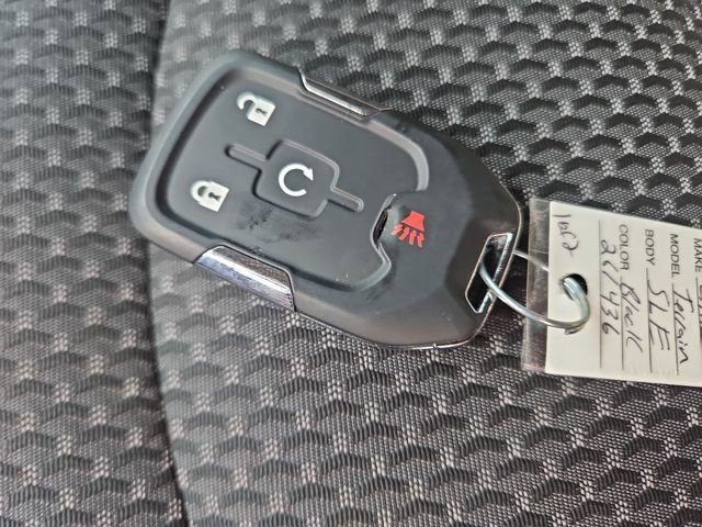 Used 2024 GMC Terrain SLE w/ Driver Convenience Package image 29