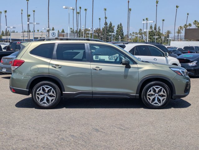 Used 2021 Subaru Forester Premium w/ Popular Package #1 AWD/4WD image 4